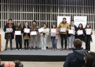 Taller “Juega, Aprende y Enseña Finanzas Personales con FinanCity” Bootcamp STEM UC – Villarrica 2025